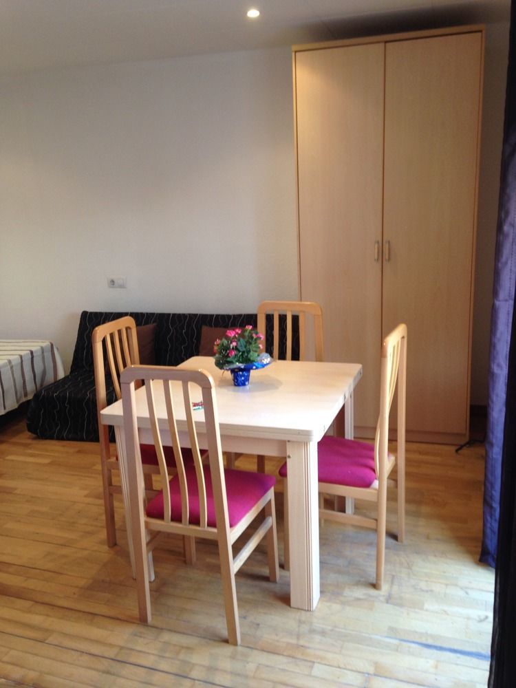 Sm Apartments Лерида Экстерьер фото